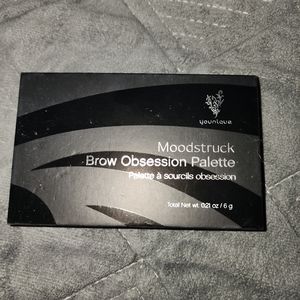 Younique Brow palette